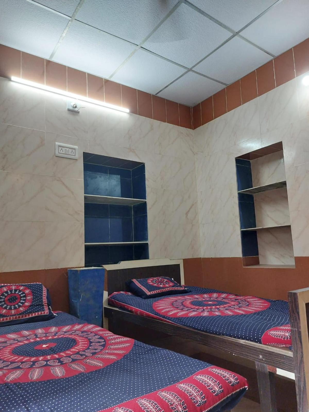 Ram Nivas Home Stay Dwarka Bagian luar foto